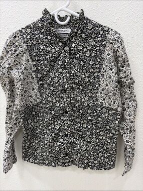 Overlover Black & White Floral Button-Up Blouse